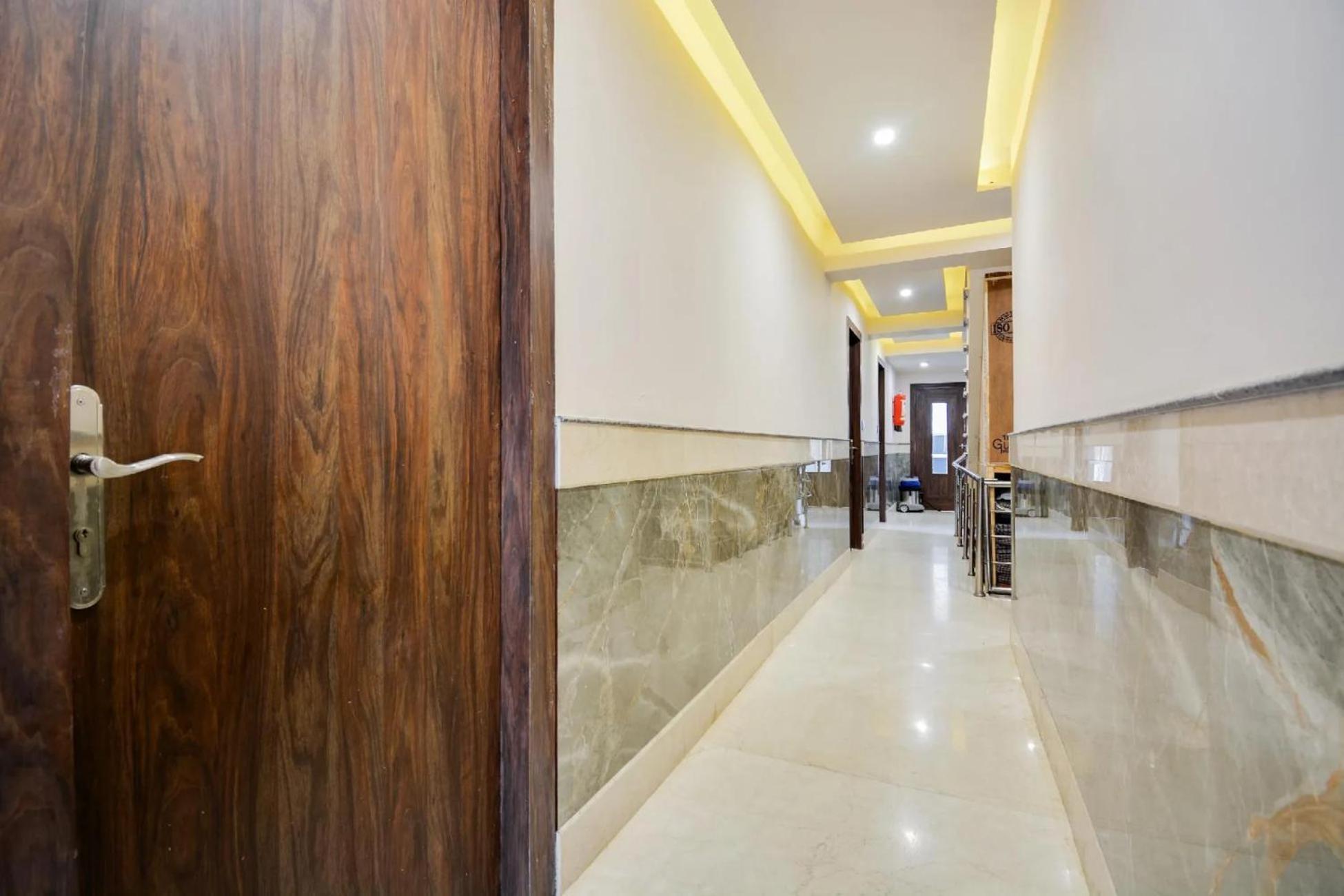 Hotel Aangan Regency Shimla Exterior foto