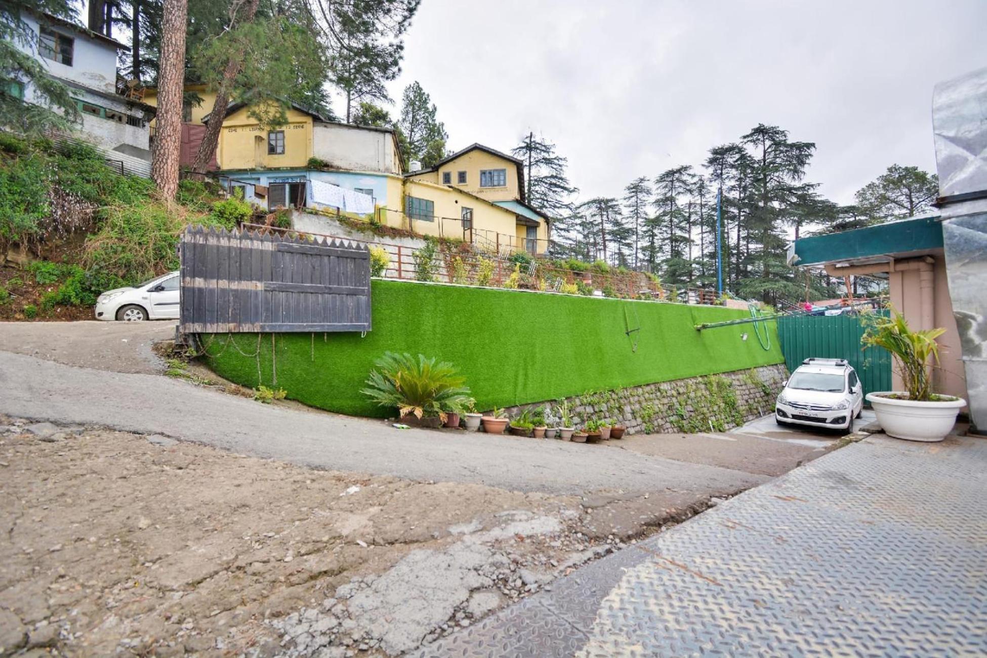 Hotel Aangan Regency Shimla Exterior foto